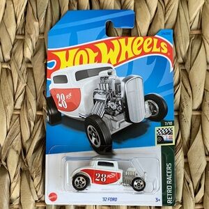 Hot Wheels 32 Ford Retro Racers Hotwheels Racing Rod 1930s Race Car 2023 New